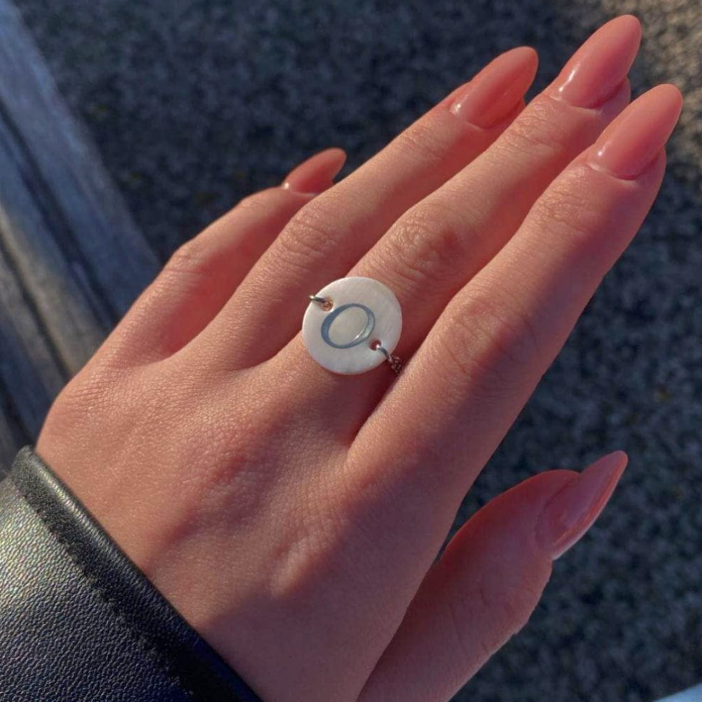 Lilloubella Paris Bague Bague Lettre Gold