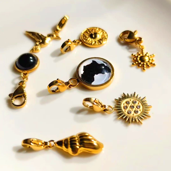 Lilloubella Paris  Collier charms Collier charms Pays